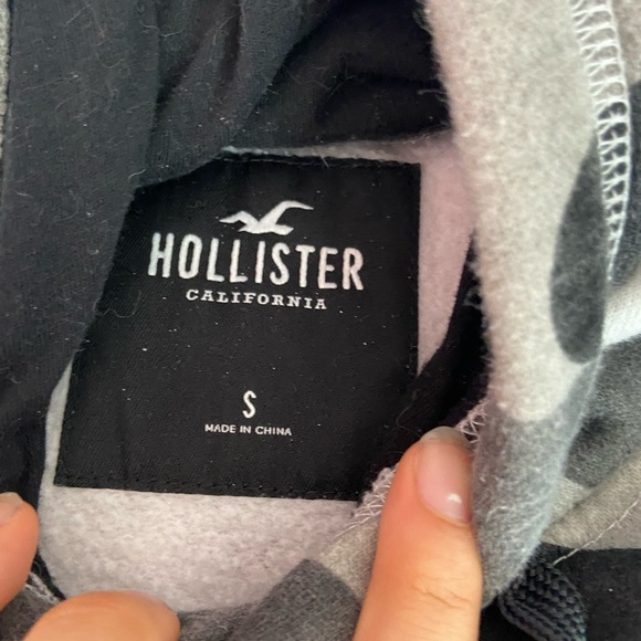 Camo Holister Hoodie - Picture 3 of 3